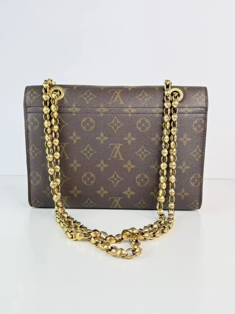 Louis Vuitton saint placide